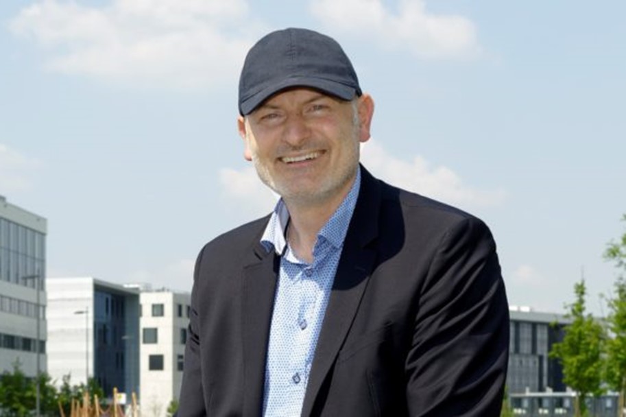 4 Univ. Prof. Dr. Ing. Stefan Böschen Vorstand